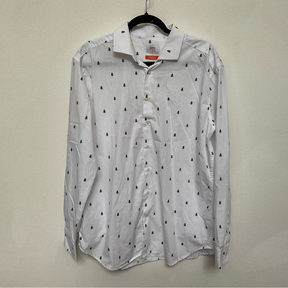 Oppo Suits White, Green Christmas Tree Button Down Shirt Size XL Holiday Festive